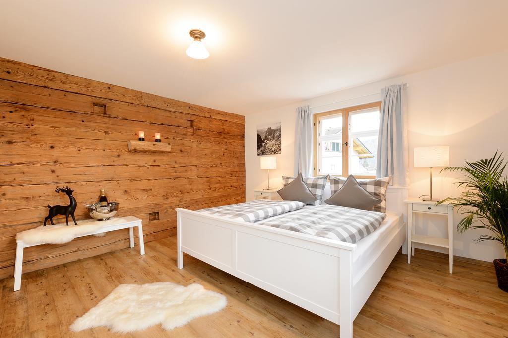 Viktoria Ferienhaus: Family Wellness Retreat with 4-Star Amenities Oberstdorf Exterior photo